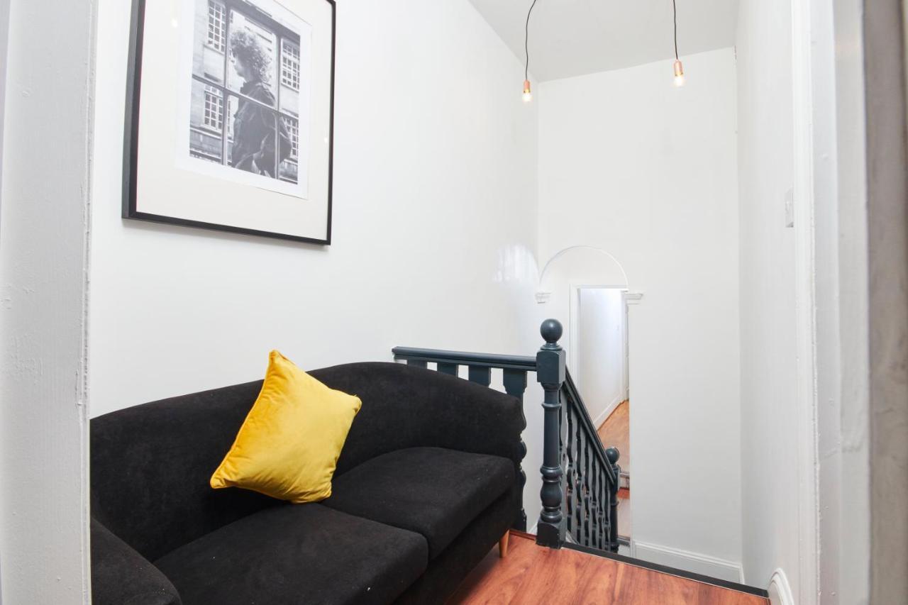 5 Bed House In Leamington Spa Perfect For Contractors With 7 Beds By Purestay - 14 Night Min! 외부 사진