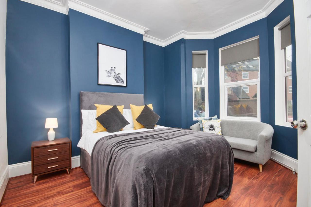 5 Bed House In Leamington Spa Perfect For Contractors With 7 Beds By Purestay - 14 Night Min! 외부 사진