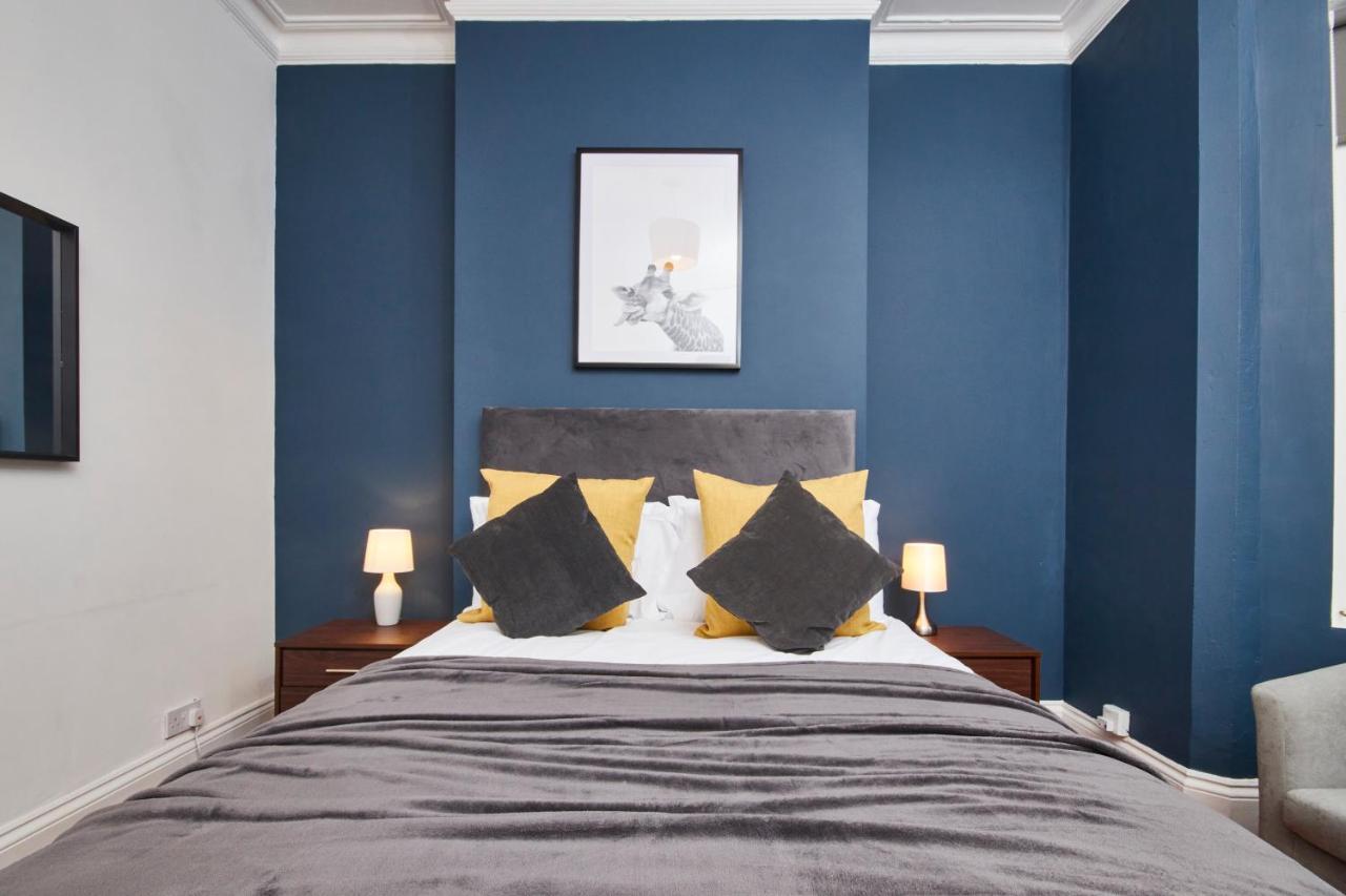 5 Bed House In Leamington Spa Perfect For Contractors With 7 Beds By Purestay - 14 Night Min! 외부 사진