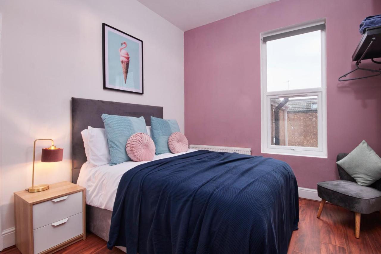 5 Bed House In Leamington Spa Perfect For Contractors With 7 Beds By Purestay - 14 Night Min! 외부 사진